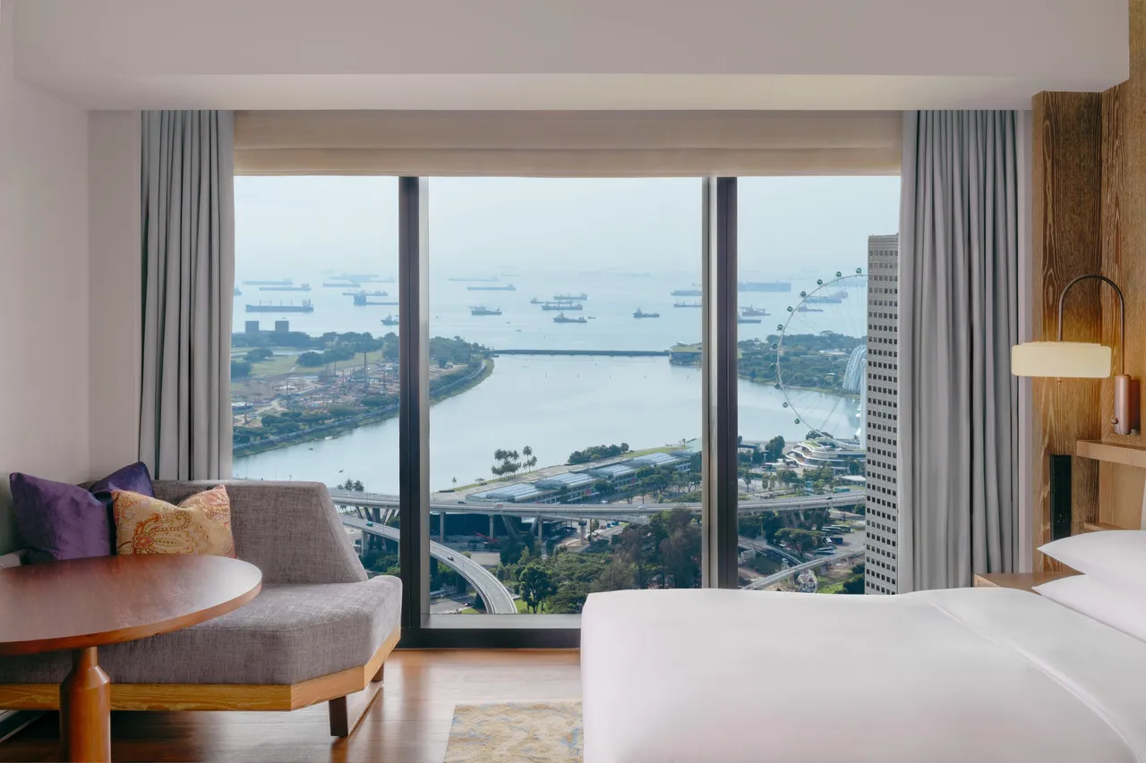 Andaz Singapore — rooms and atmosphere
