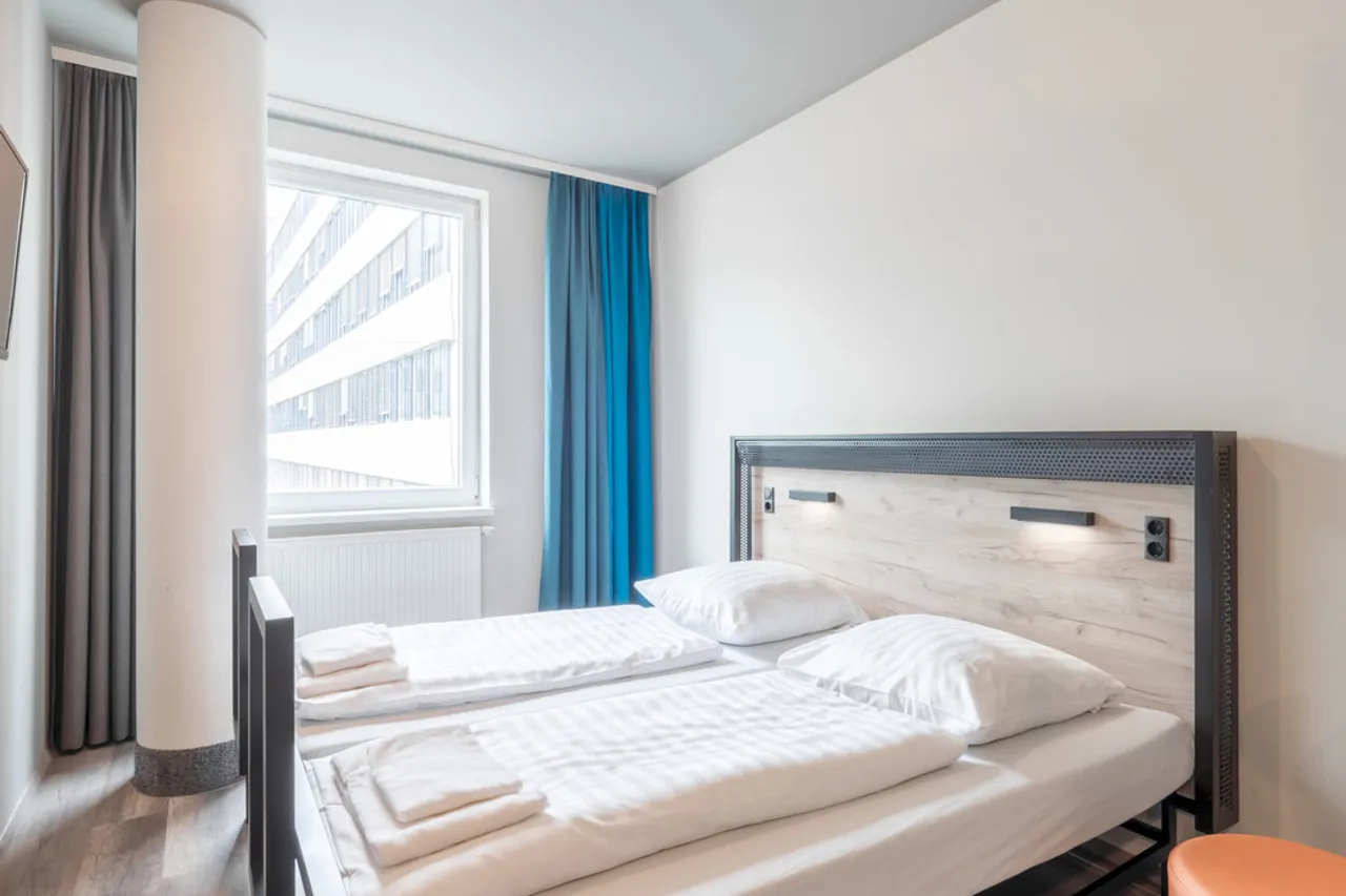 a&o Köln Neumarkt — โคโลญ