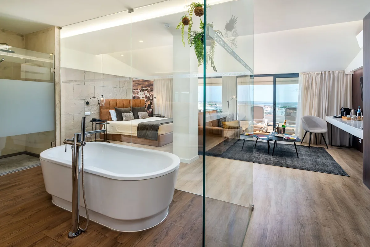 AP Maria Nova Lounge - Adults Friendly — ภาพห้องพักและบรรยากาศ
