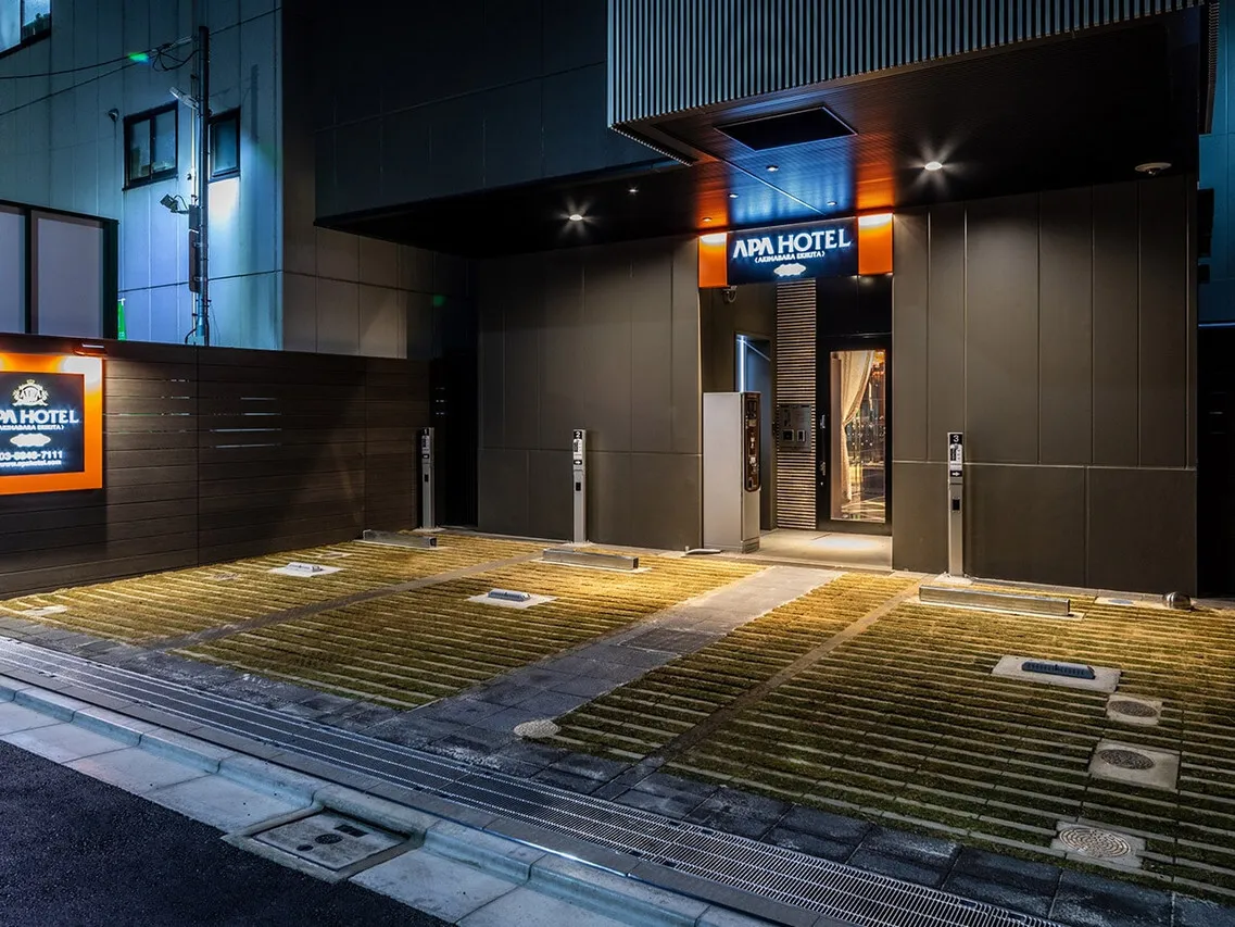 APA Hotel Akihabara-Ekikita — rooms and atmosphere