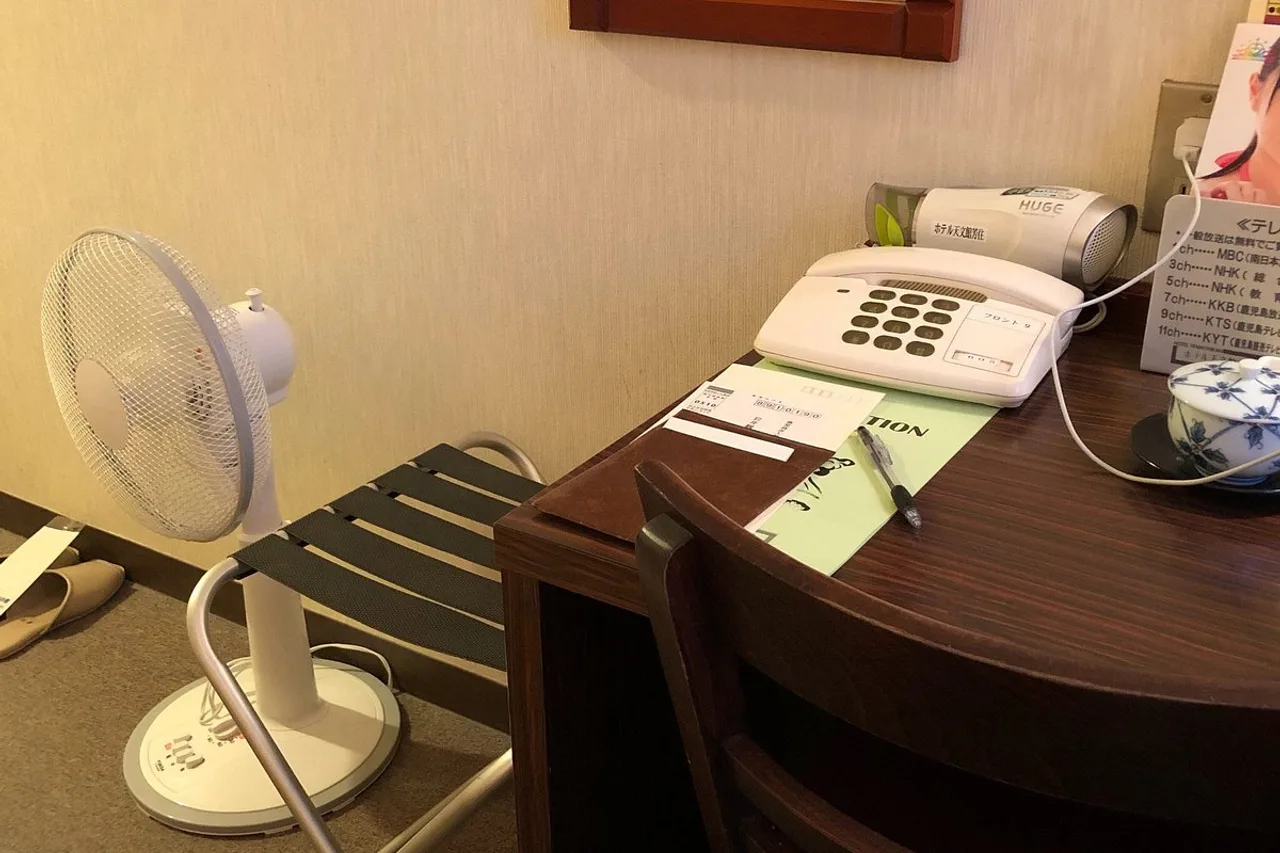 APA Hotel Kagoshima Tenmonkan — rooms and atmosphere