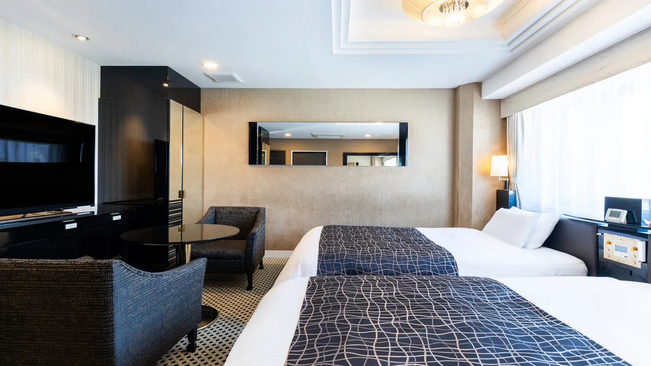 APA Hotel Namba-Eki Higashi — rooms and atmosphere