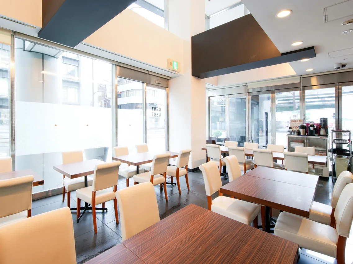 APA Hotel Osaka Hommachi Ekimae — rooms and atmosphere