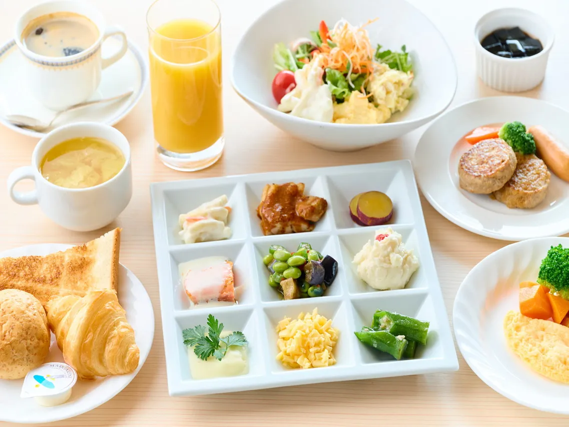 APA Hotel Shinjuku Gyoemmae — rooms and atmosphere