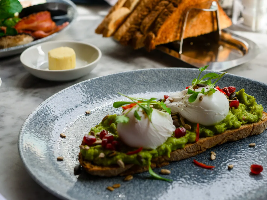 Apex City of Edinburgh Hotel — rooms and atmosphere