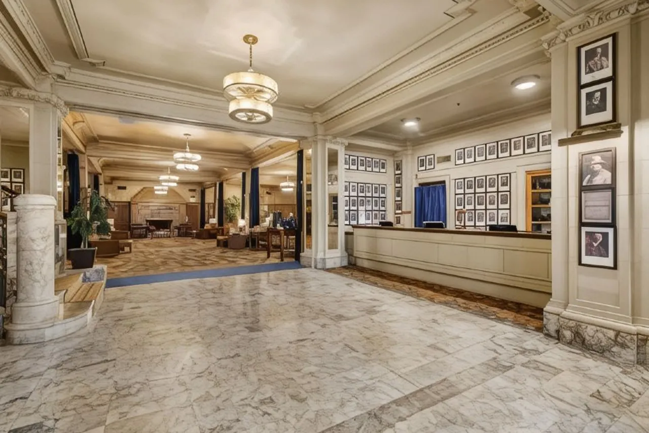 Arctic Club Hotel (The Arctic Club Seattle) — rooms and atmosphere