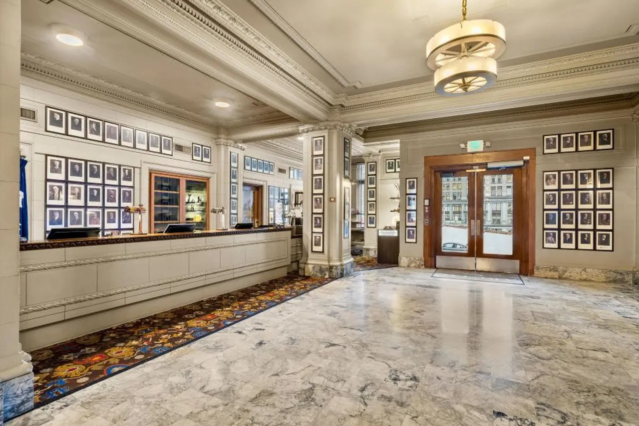 Arctic Club Hotel (The Arctic Club Seattle) — rooms and atmosphere