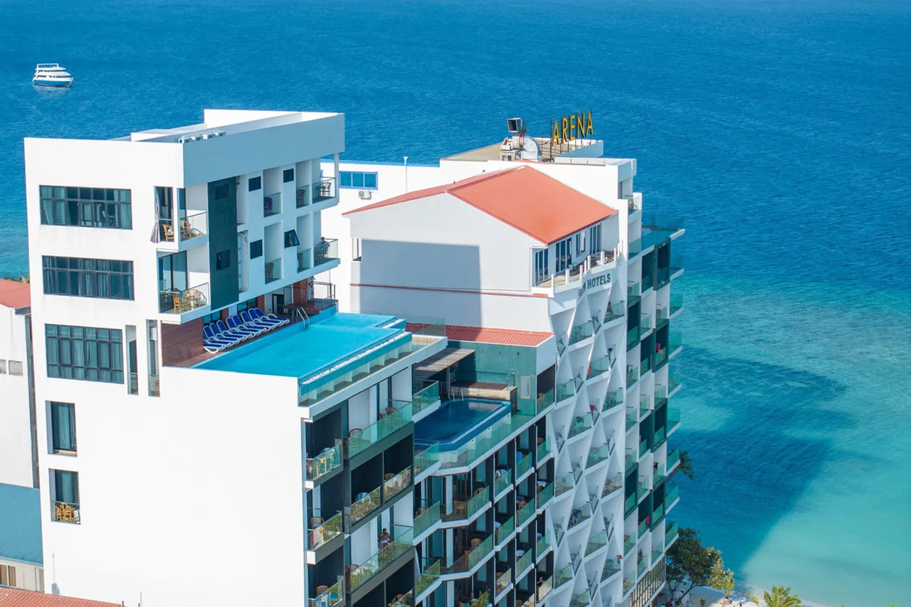 Arena Beach Hotel — ภาพห้องพักและบรรยากาศ