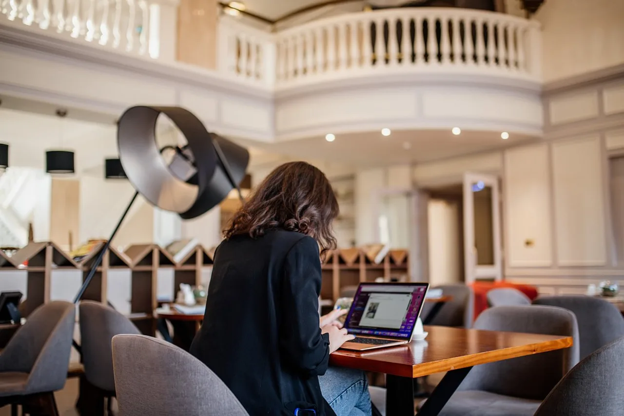 Armenia Marriott Hotel Yerevan — rooms and atmosphere