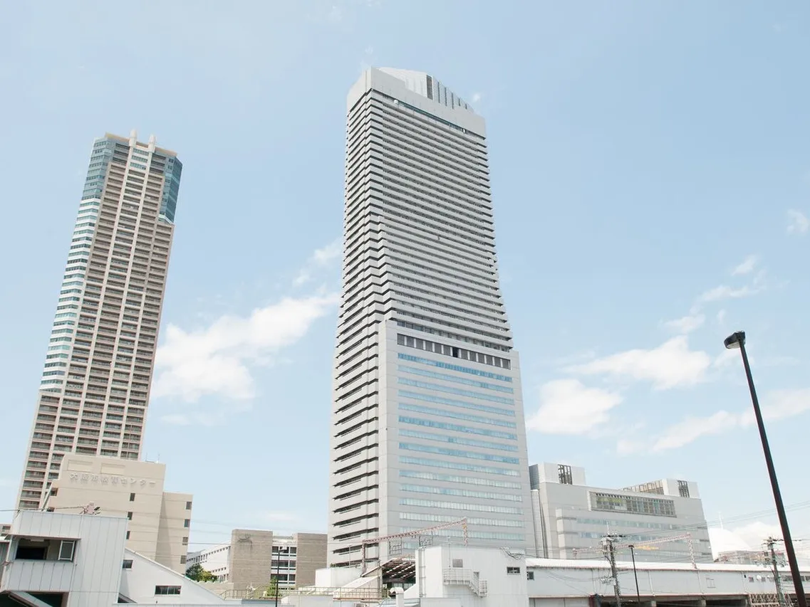 Art Hotel Osaka Bay Tower — rooms and atmosphere