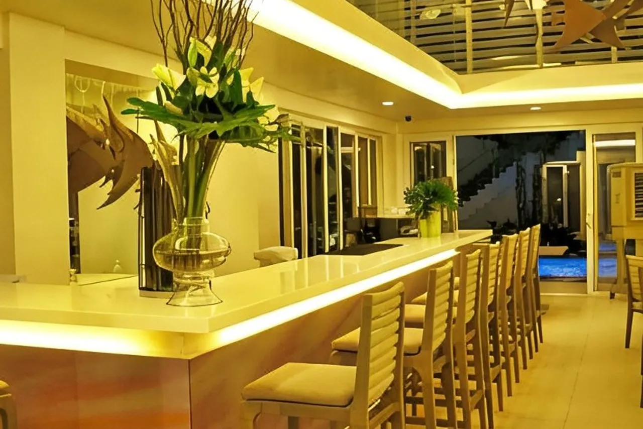 Astoria Boracay — rooms and atmosphere