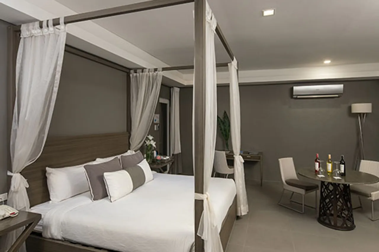 Astoria Boracay — rooms and atmosphere