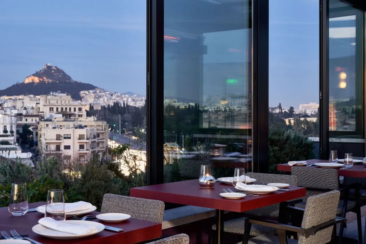 AthensWas Design Hotel — rooms and atmosphere