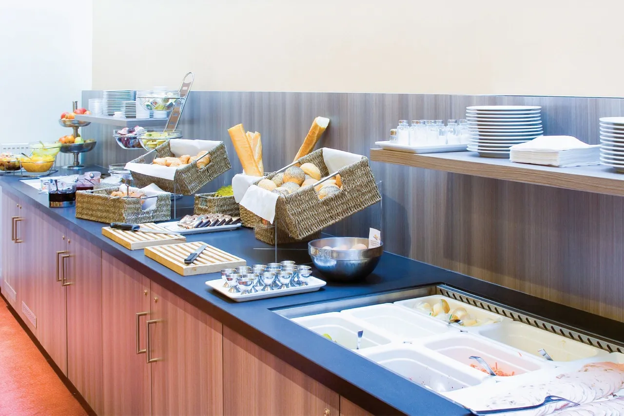 Atlas Hotel Brussels — rooms and atmosphere