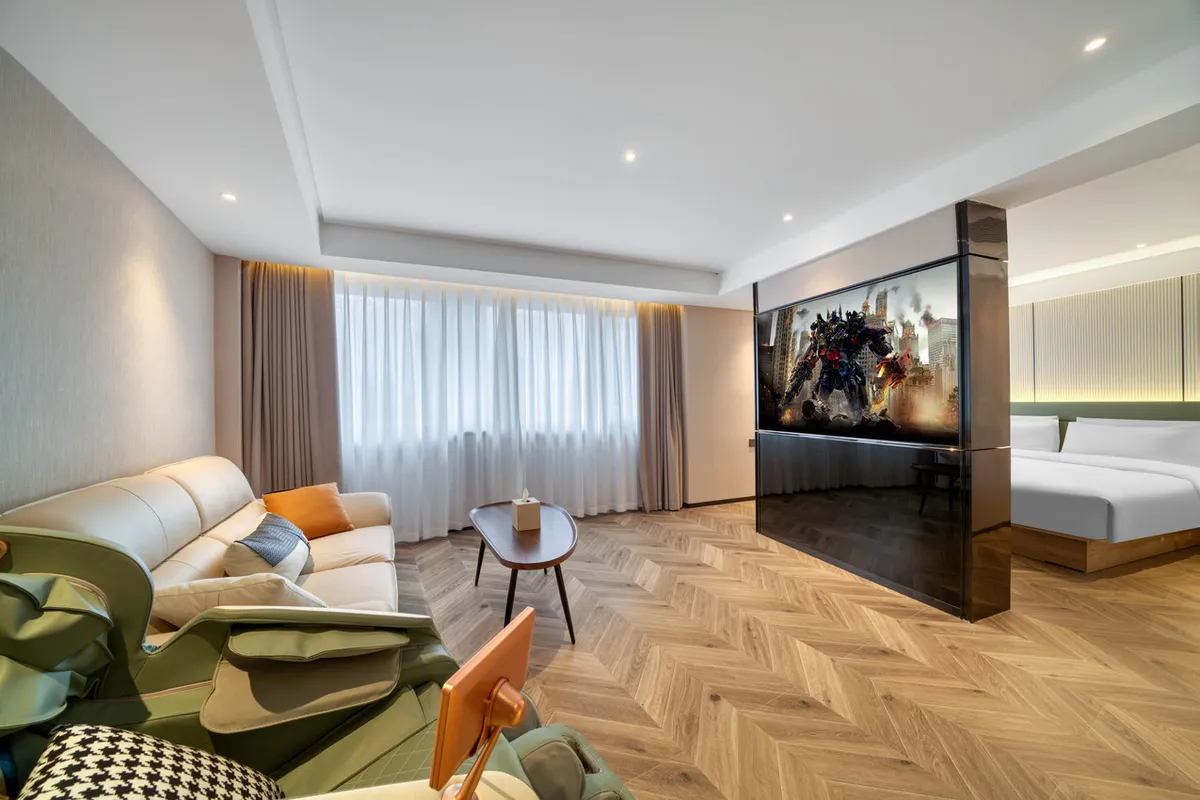 Atour Hotel Ningbo Tianyi Square — rooms and atmosphere