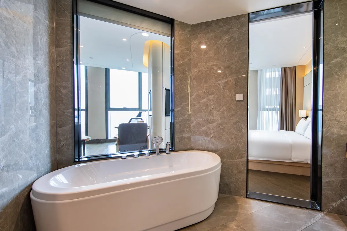Atour S Hotel Changsha Wuyi Square FuRong Middle Road — rooms and atmosphere