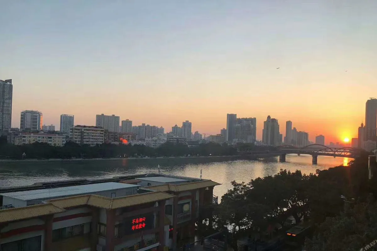 Atour S Hotel Guangzhou Beijing Road Tianzi Wharf — rooms and atmosphere