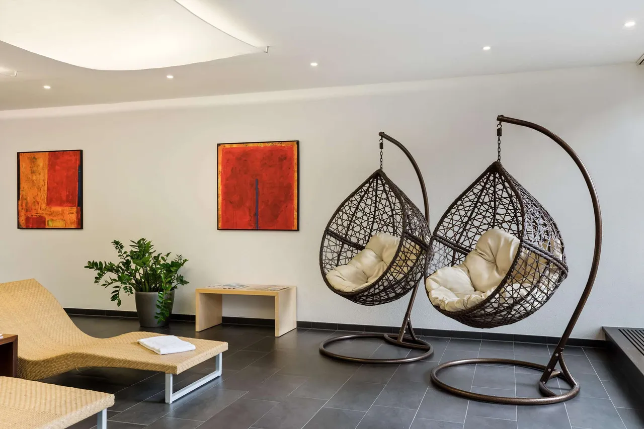 Austria Trend Hotel Congress Innsbruck — rooms and atmosphere