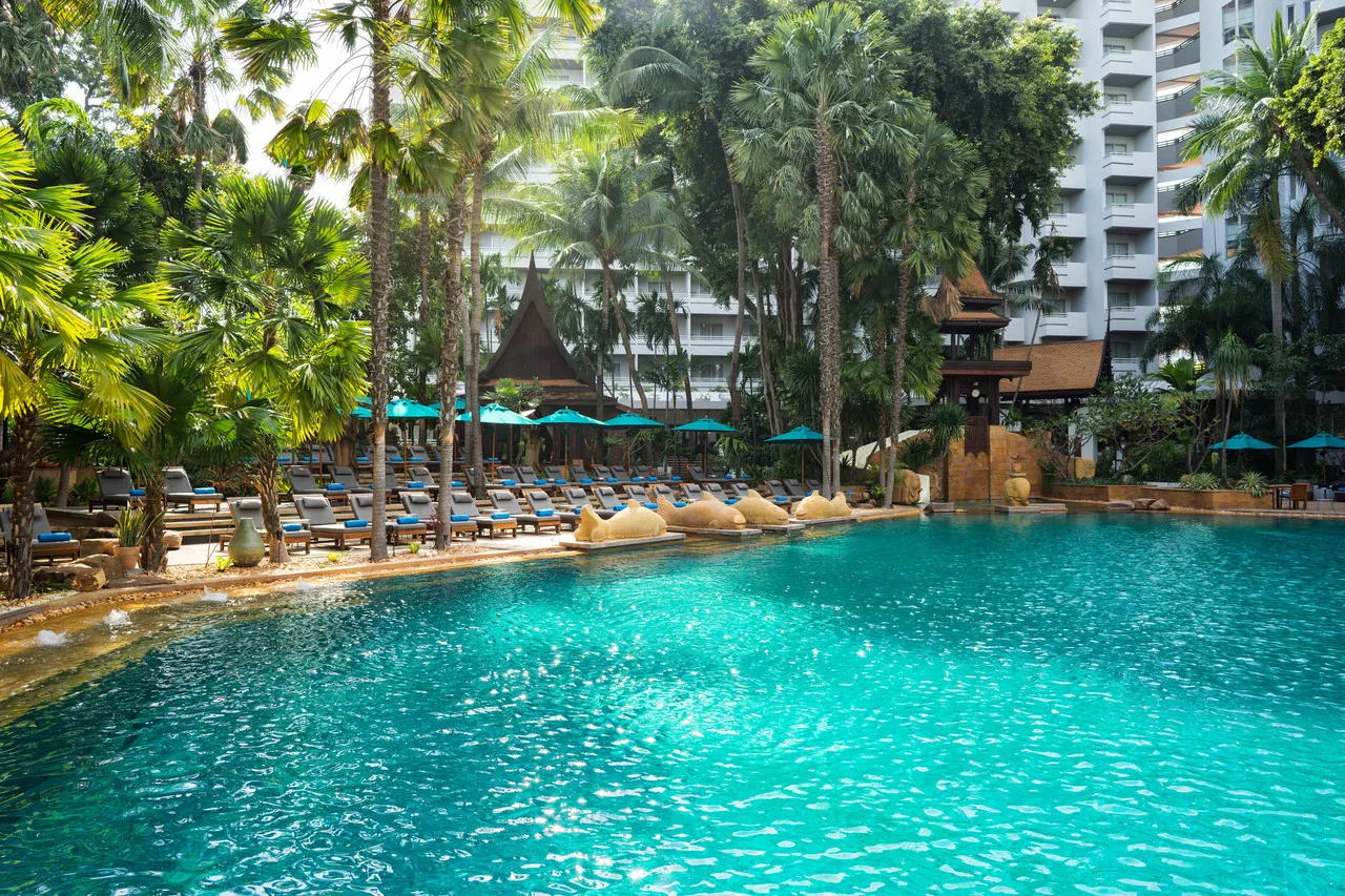 Avani Pattaya Resort — rooms and atmosphere