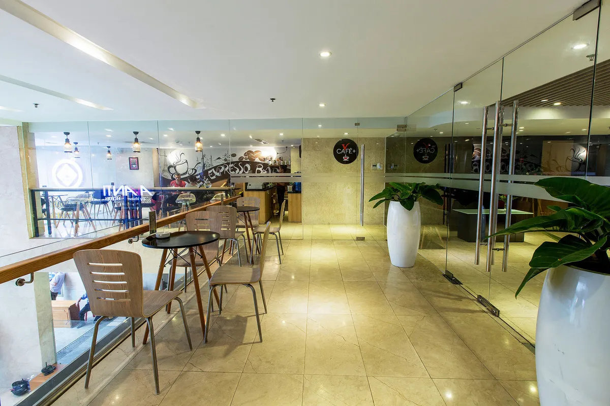 Avanti Hotel Saigon — rooms and atmosphere