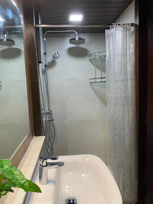 Ayothaya Riverside House — ภาพห้องพักและบรรยากาศ