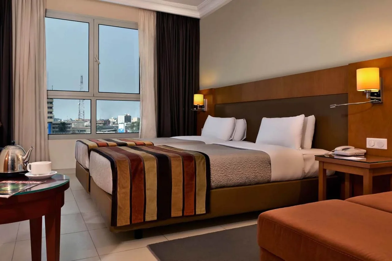Azalai Hotel de la Plage Cotonou — rooms and atmosphere