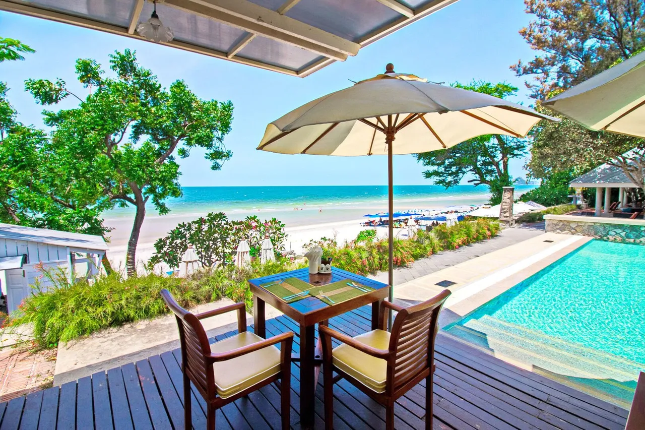 10 Best Beach Hotels in Hua Hin — Royal Coast & Cicada 2026
