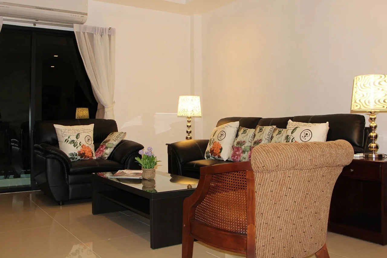 Baan Nan Hotel — rooms and atmosphere