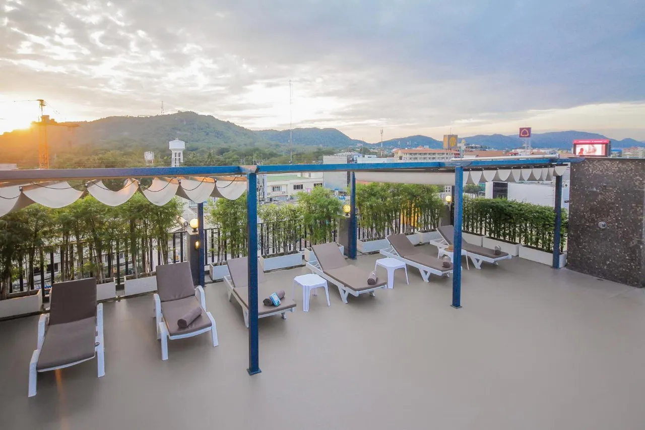 Baan Nilrath Hotel Hua Hin — rooms and atmosphere