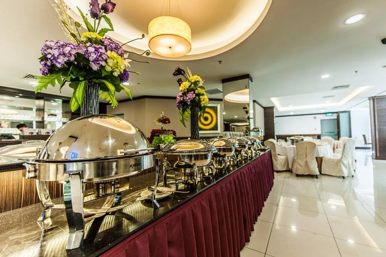 Badi'ah Hotel — rooms and atmosphere