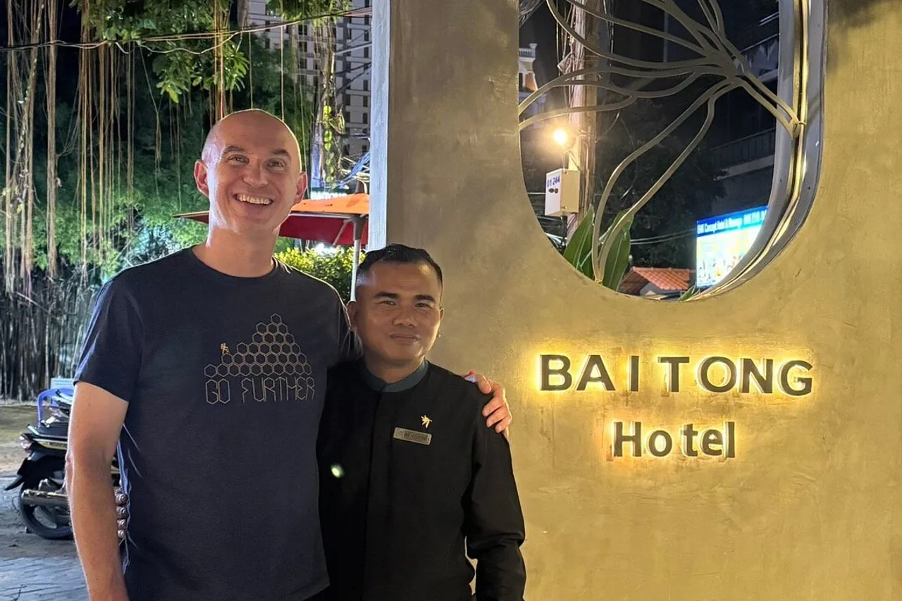 Baitong Hotel & Resort — rooms and atmosphere