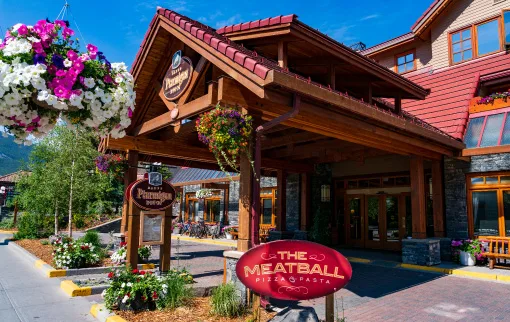 Banff Ptarmigan Inn — ภาพห้องพักและบรรยากาศ