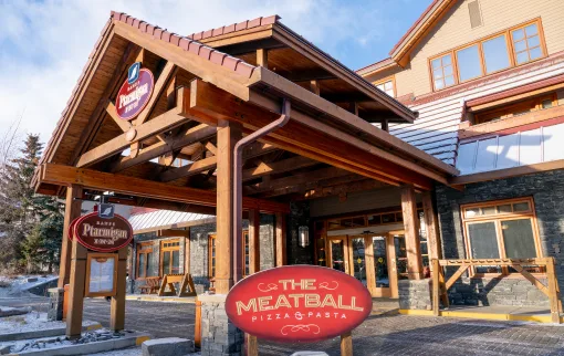 Banff Ptarmigan Inn — ภาพห้องพักและบรรยากาศ