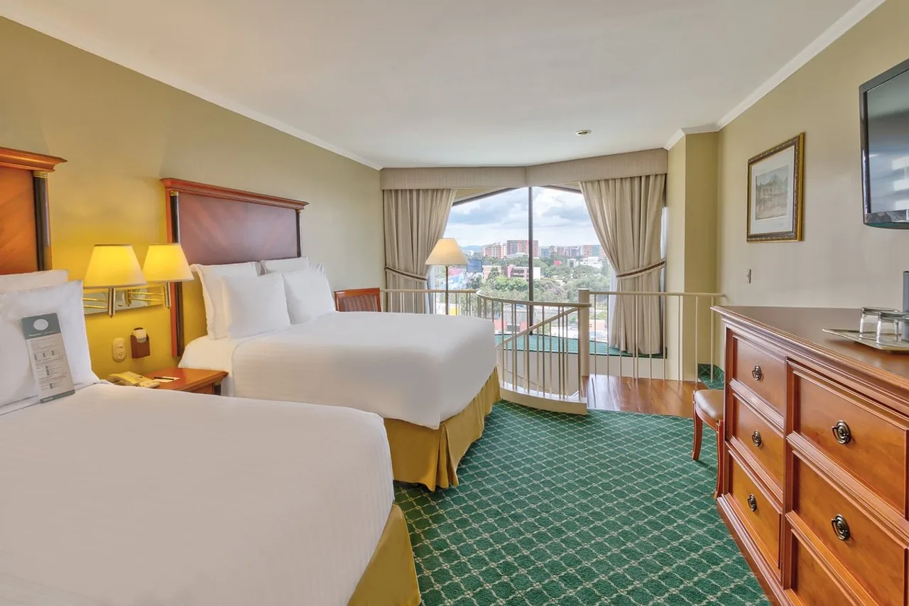 Barcelo Guatemala City — rooms and atmosphere