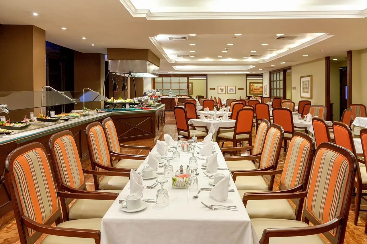 Barcelo Guatemala City — rooms and atmosphere