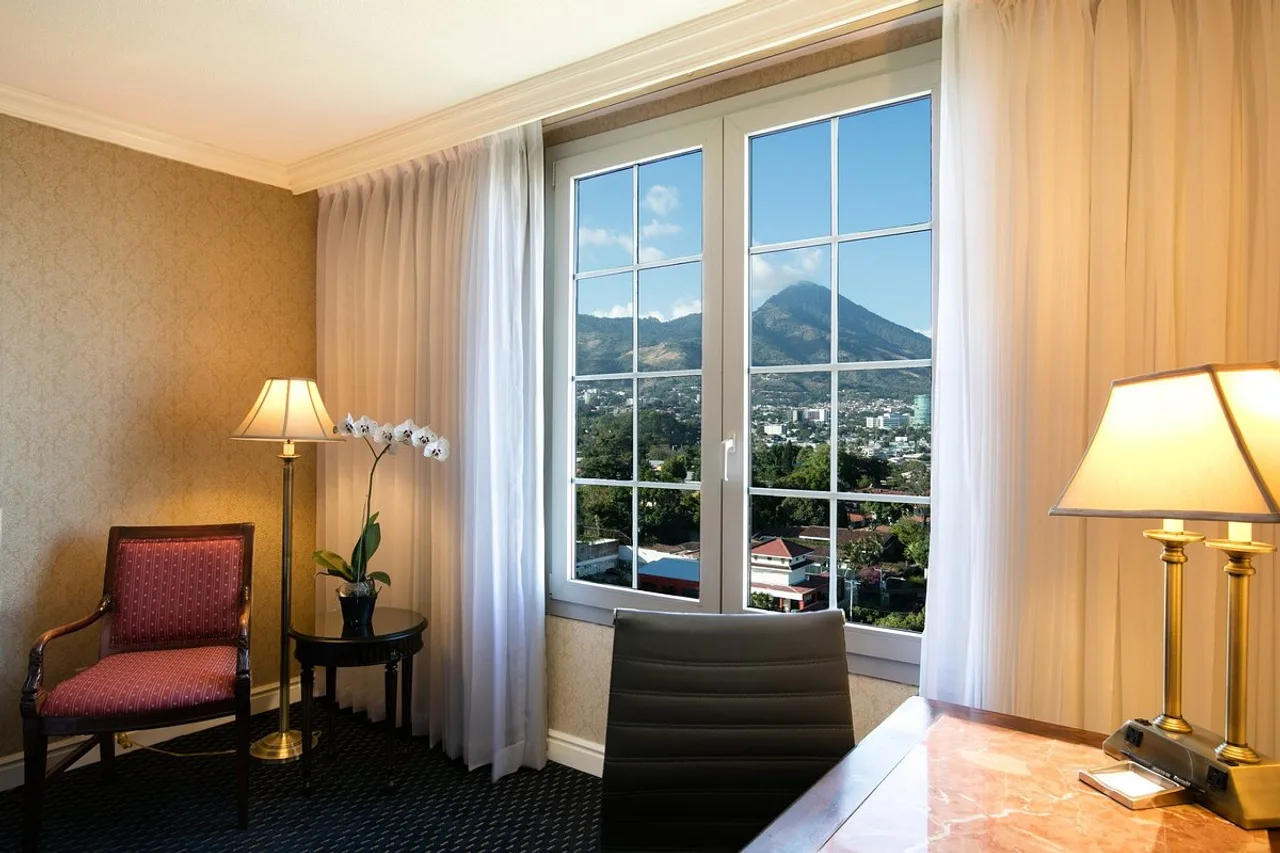 Barceló San Salvador — rooms and atmosphere