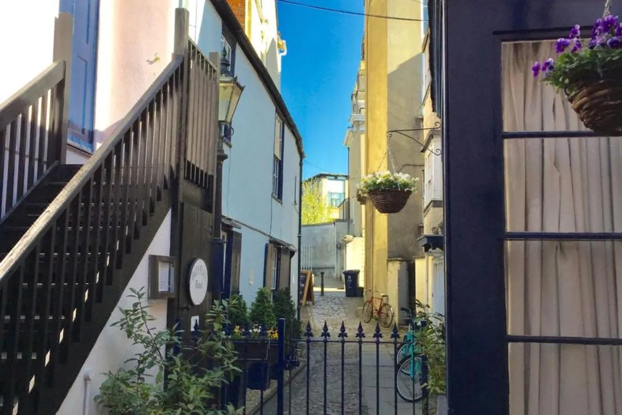 Bath Place Hotel — rooms and atmosphere