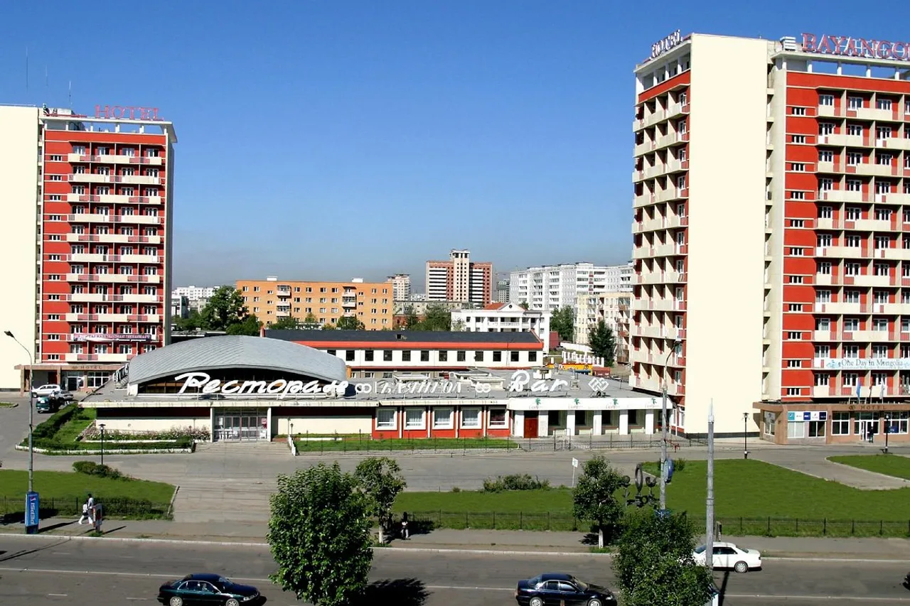 Bayangol Hotel — rooms and atmosphere