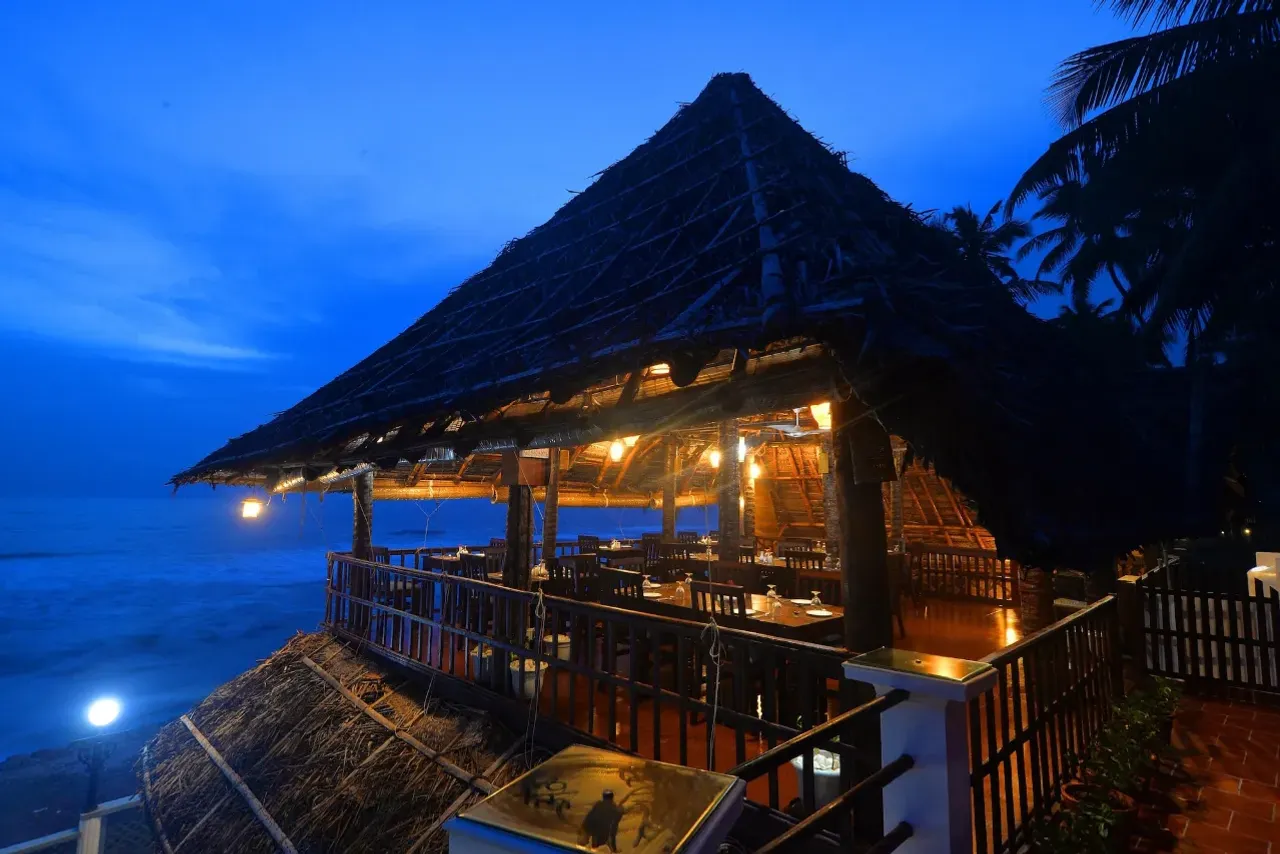 B'Canti Boutique Beach Resort — rooms and atmosphere