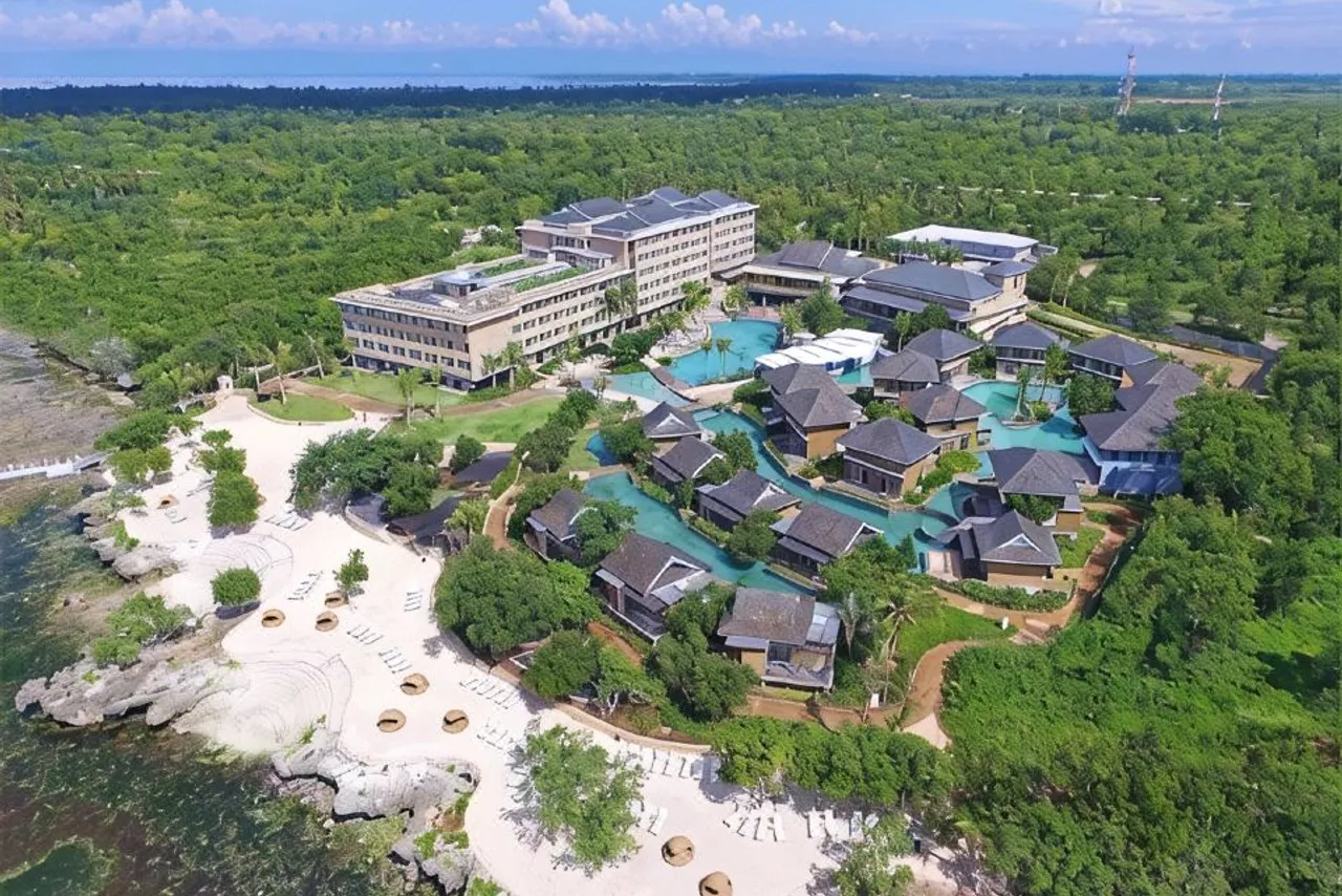 BE Grand Resort Bohol — rooms and atmosphere