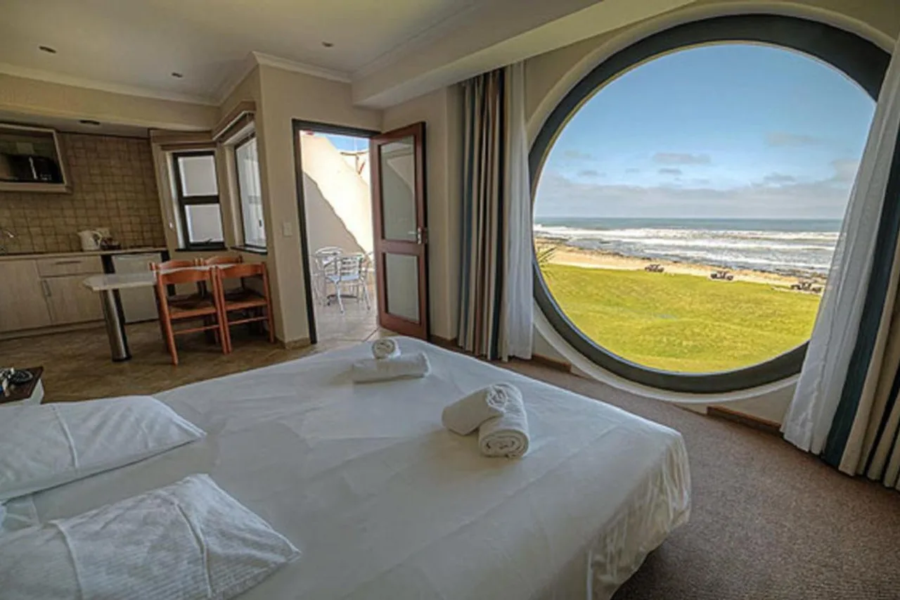 Beach Lodge Swakopmund — ภาพห้องพักและบรรยากาศ