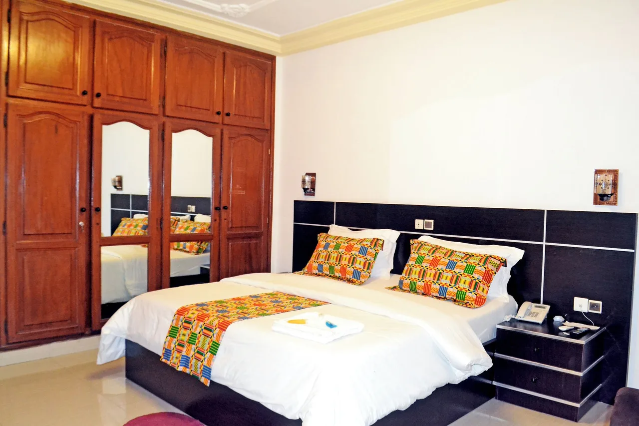 Beach Sand Hotel and Resort — ภาพห้องพักและบรรยากาศ