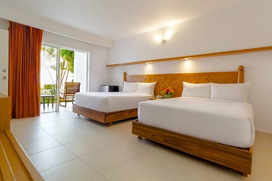 Beachscape Kin Ha Villas & Suites — แคนคูน