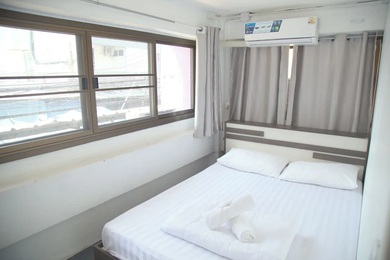 Before We Go (DonMueang) — rooms and atmosphere