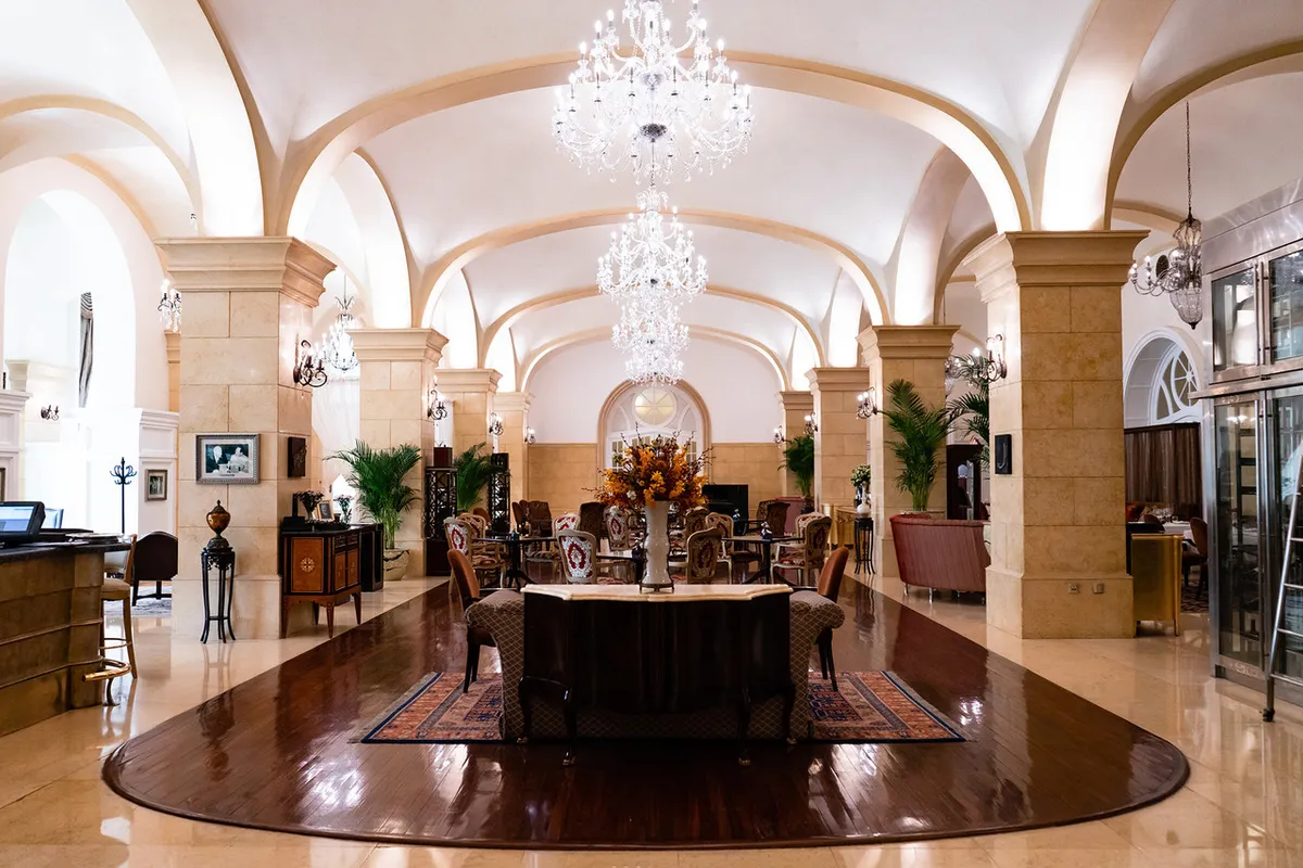 Beijing Hotel NUO Wangfujing — rooms and atmosphere