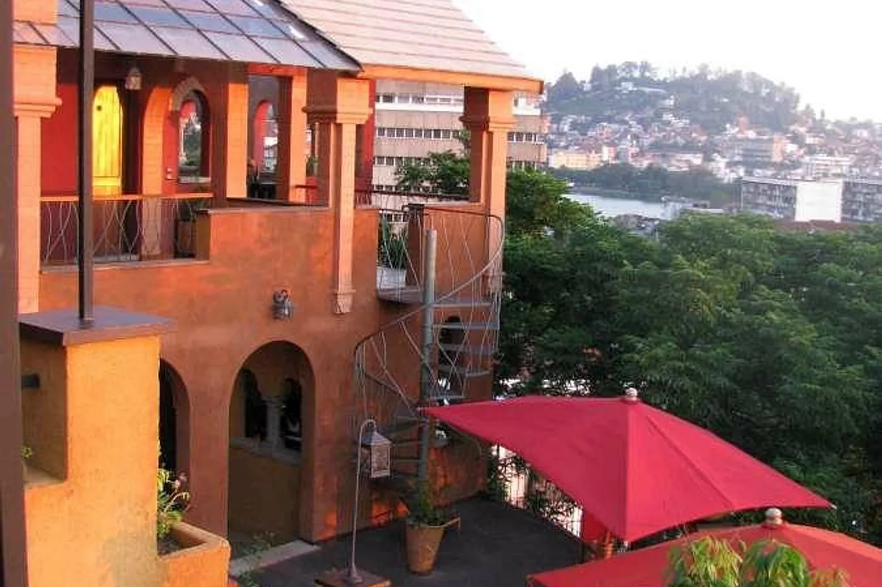 Belvedere Hotel Antananarivo — rooms and atmosphere