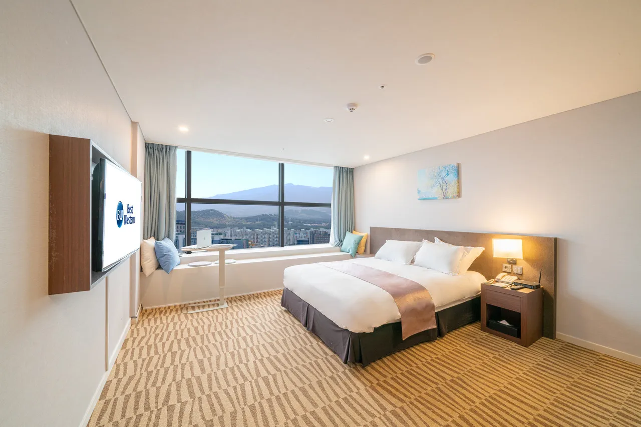 Best Western Jeju Hotel — rooms and atmosphere