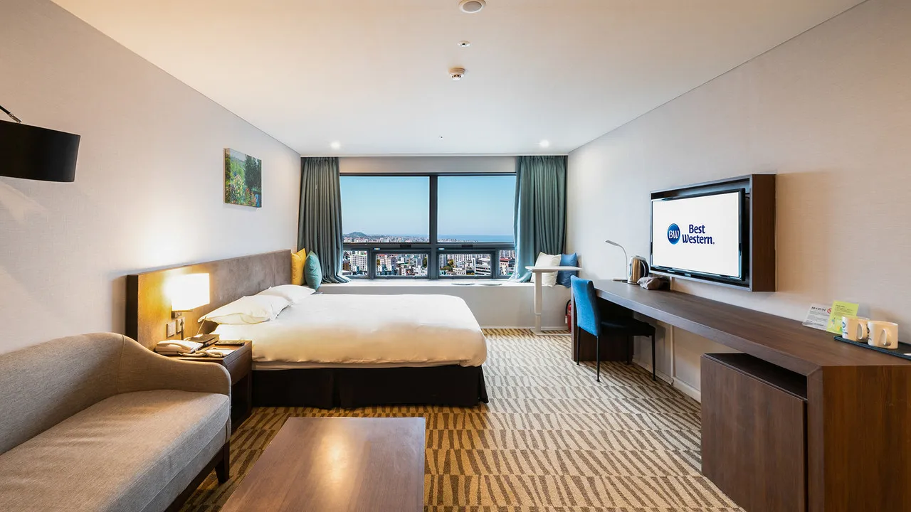 Best Western Jeju Hotel — rooms and atmosphere