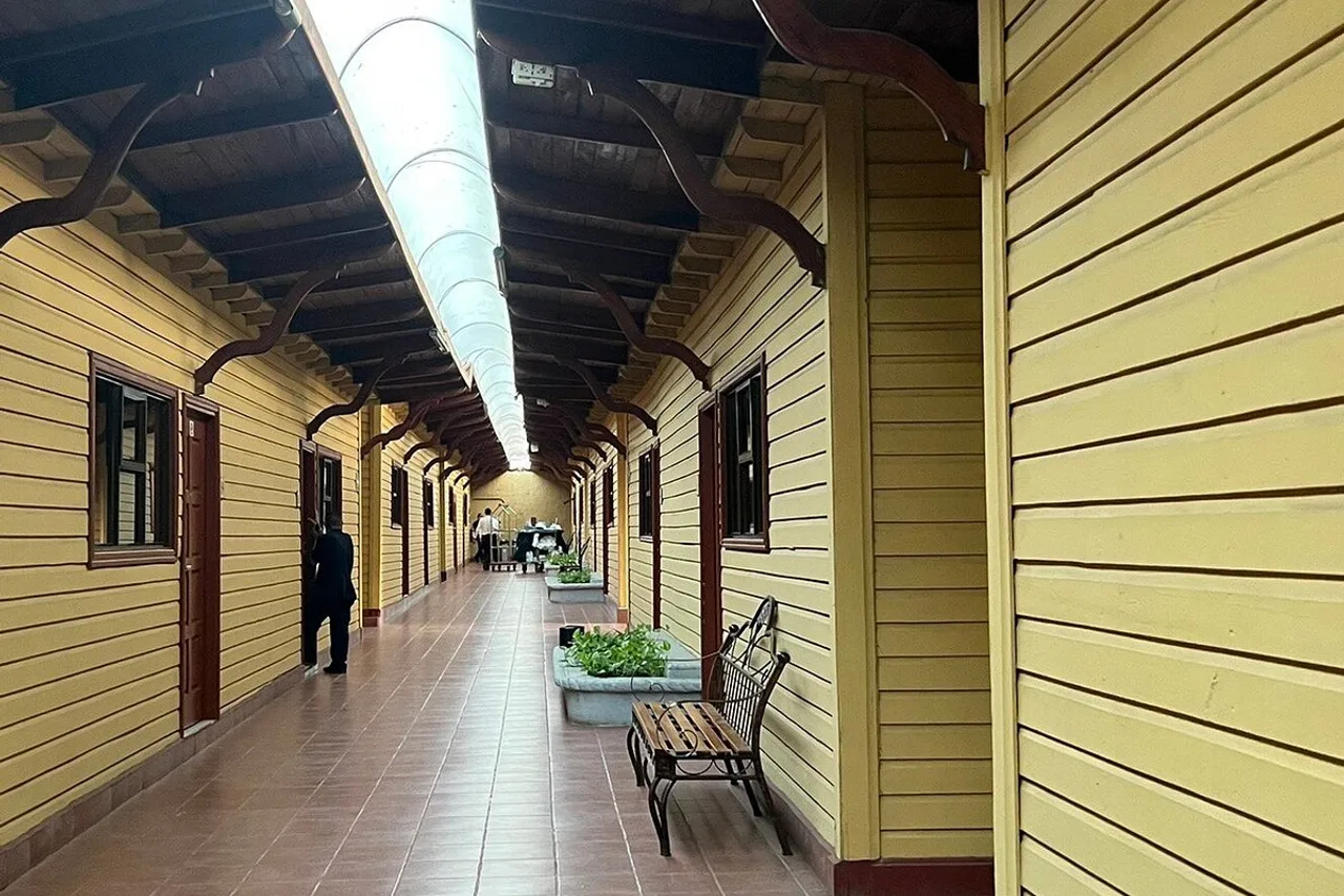 Best Western Las Mercedes Airport Managua — rooms and atmosphere