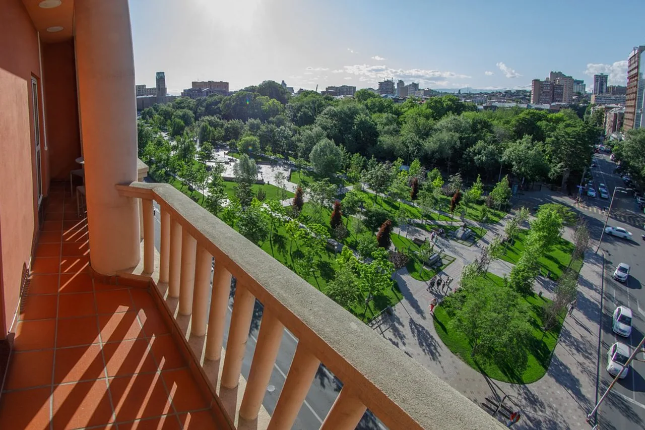 Best Western Plus Congress Hotel — rooms and atmosphere